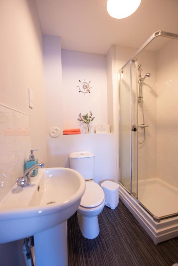 Premier - Wishaw En-Suite Apartment Exterior photo